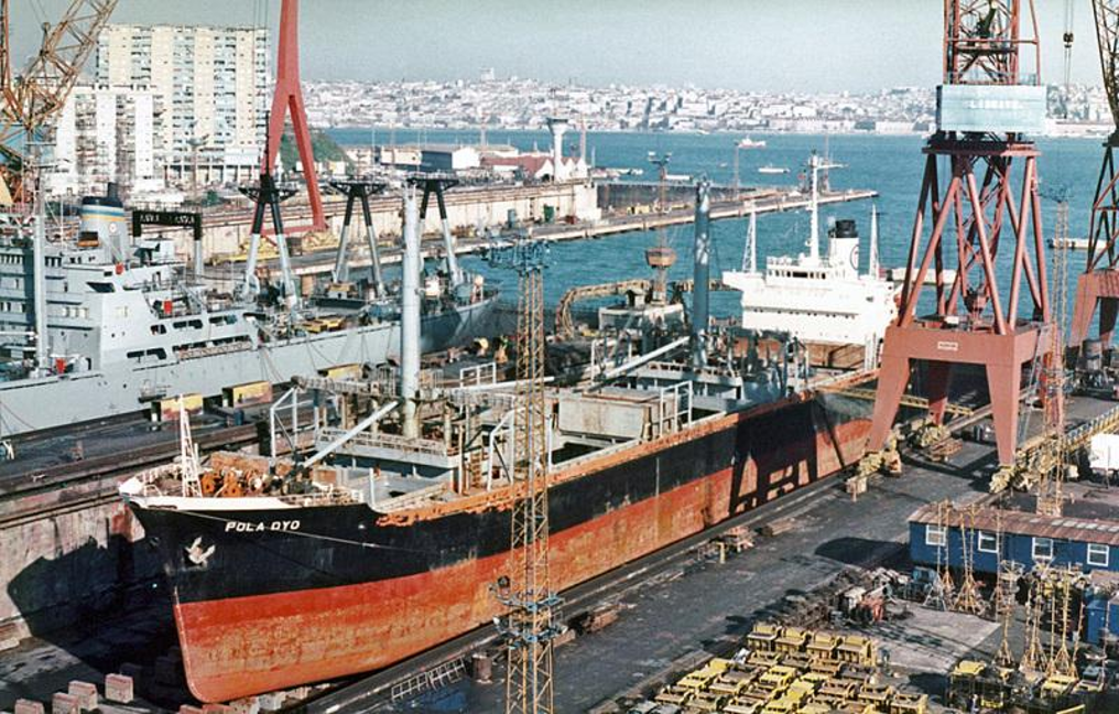 Os anos 1980 e a crise que redesenhou a Marinha Mercante brasileira