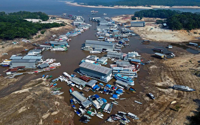 Menos água, menos carga: a seca volta a desafiar a navegação na Amazônia